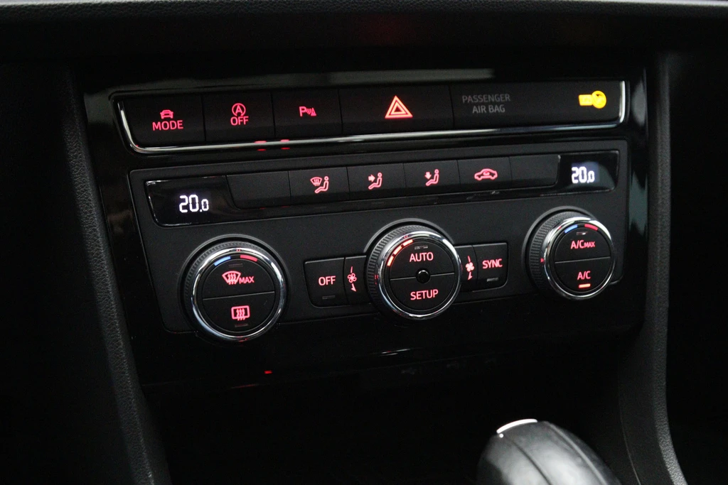 SEAT Leon – foto 20