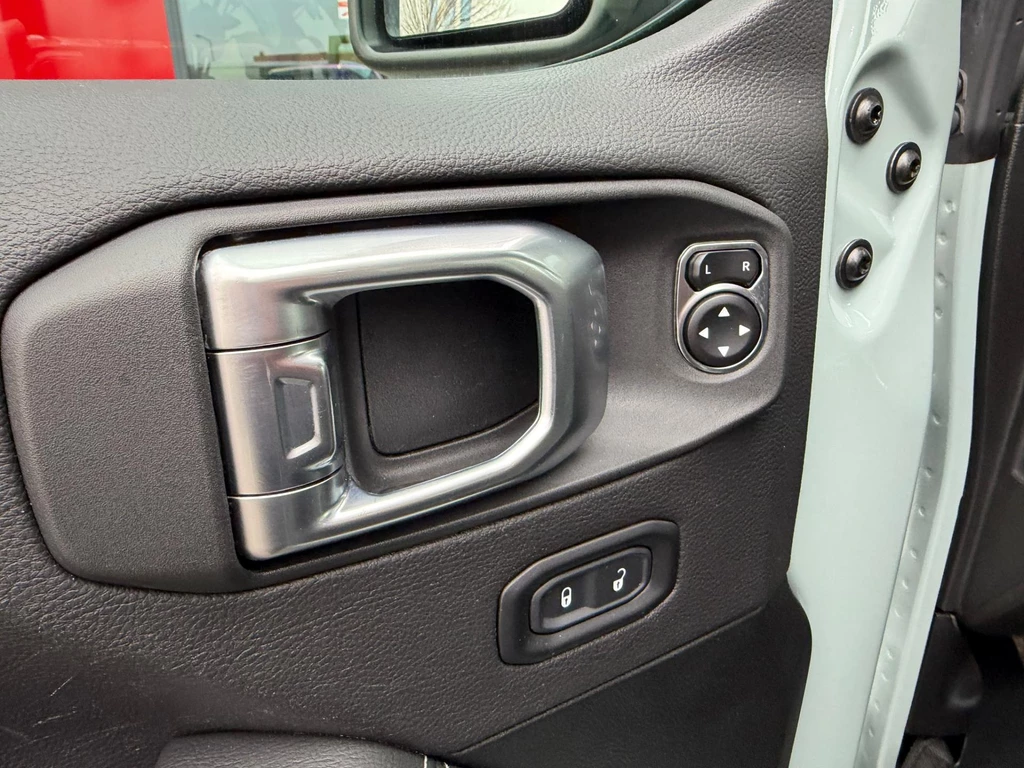 Jeep Wrangler – foto 18