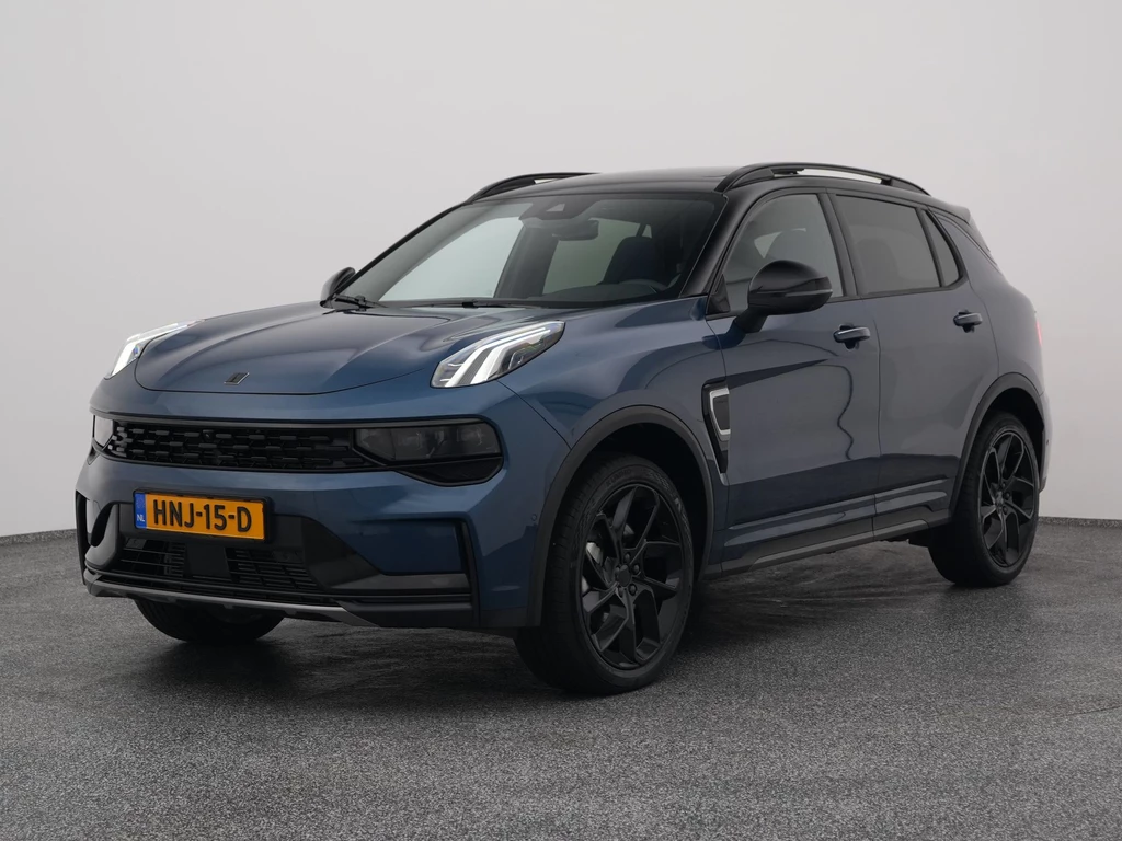 Lynk & Co 01 – foto 1