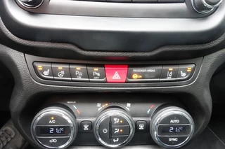 Jeep Renegade – thumbnail 24