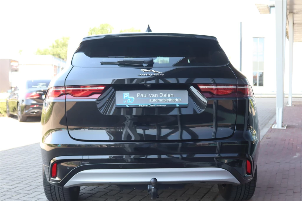 Jaguar F-PACE – foto 9