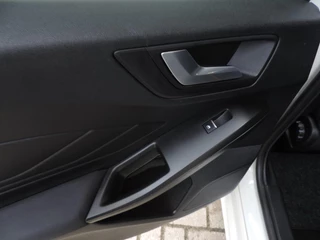 Ford Focus – thumbnail 59