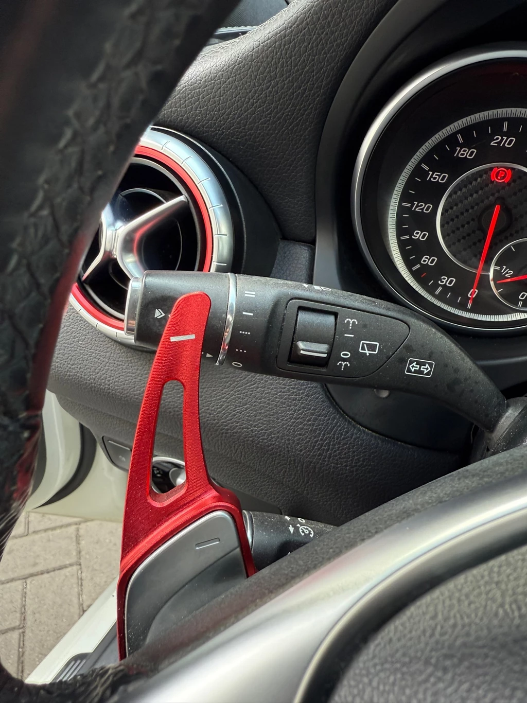 Mercedes-Benz CLA – foto 48
