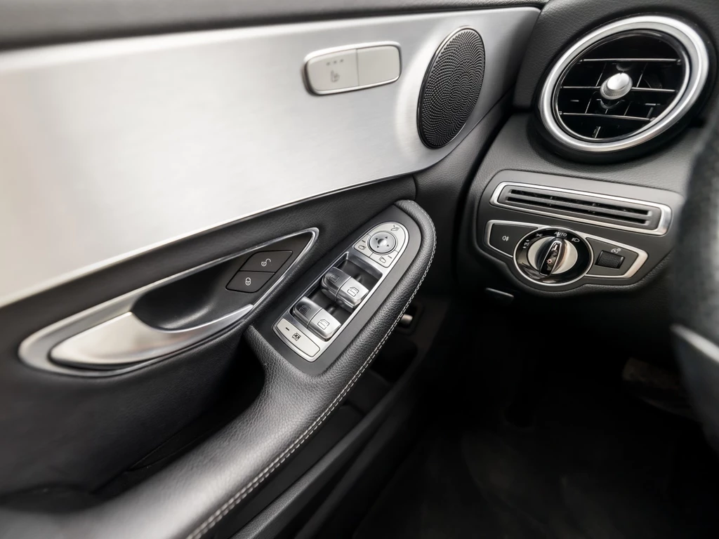 Mercedes-Benz C-Klasse – foto 24