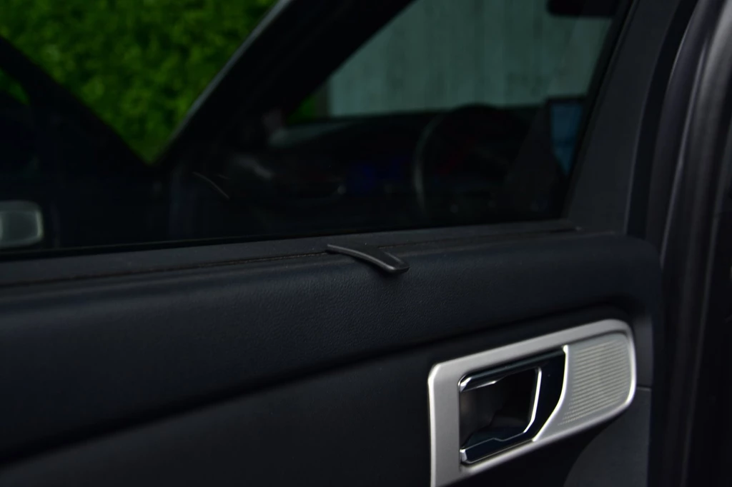 Ford Explorer – foto 25