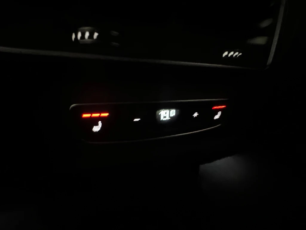 Audi Q8 – foto 34