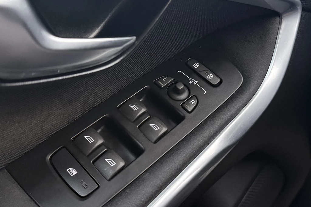 Volvo V40 – foto 16