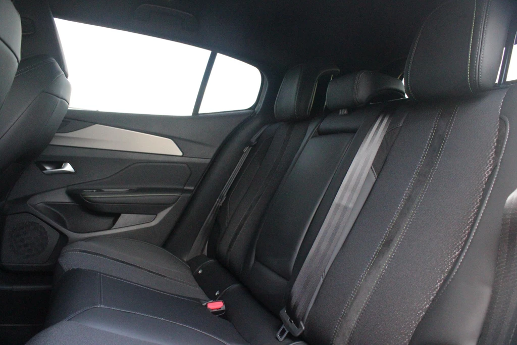 Peugeot 408 – foto 15