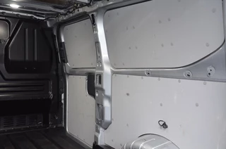 Ford Transit Custom – thumbnail 9