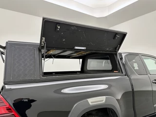 Toyota Hilux – thumbnail 26