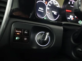 Porsche Cayenne – thumbnail 39