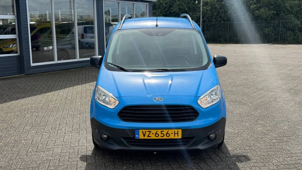 Ford Transit Courier – foto 9