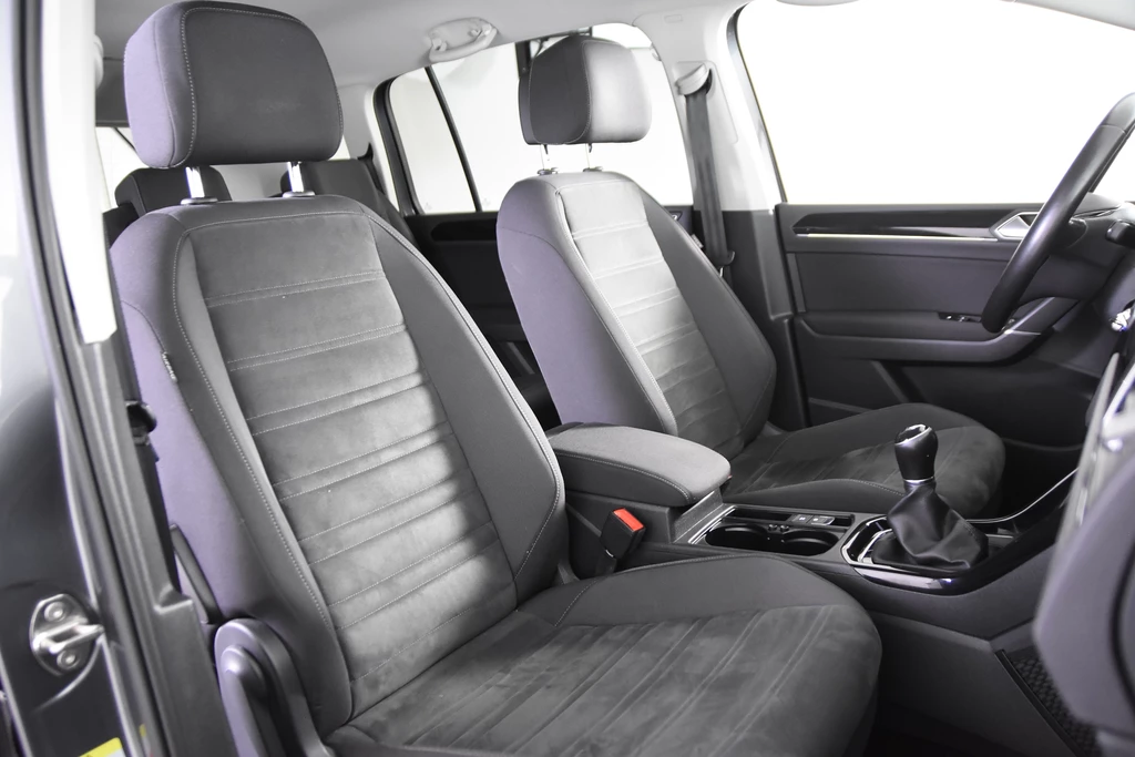 Volkswagen Touran – foto 17