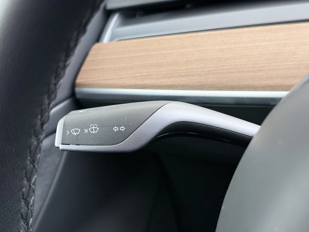 Tesla Model 3 – foto 32