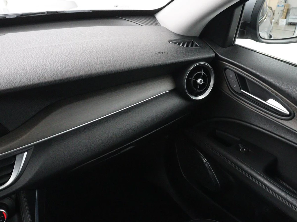 Alfa Romeo Stelvio – foto 28