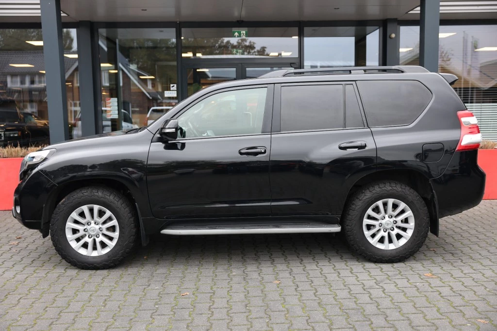 Toyota Land Cruiser – foto 2