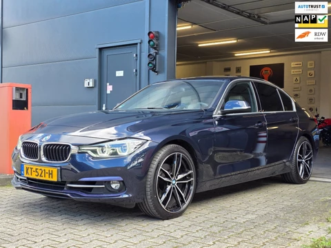 BMW 3-serie 330e Centennial High Executive Individual / SOH 92% !! / NWE BANDEN, ''19 VELGEN, LAADMODULE, OH.BEURT !! TOPSTAAT !!