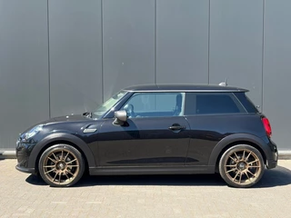 MINI Cooper – thumbnail 1