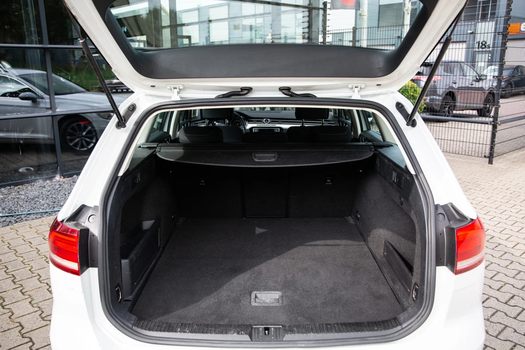 Volkswagen Passat – foto 21