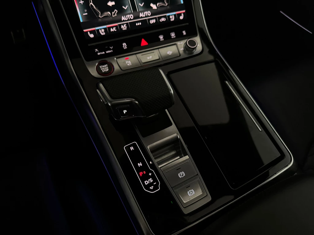 Audi RSQ8 – foto 26