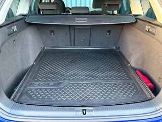 Volkswagen Golf – thumbnail 33