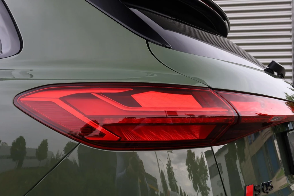 Audi SQ5 – foto 17