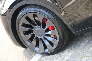 Tesla Model Y – thumbnail 6