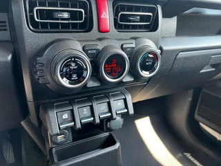 Suzuki Jimny – thumbnail 18