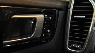 Porsche Cayenne – thumbnail 27