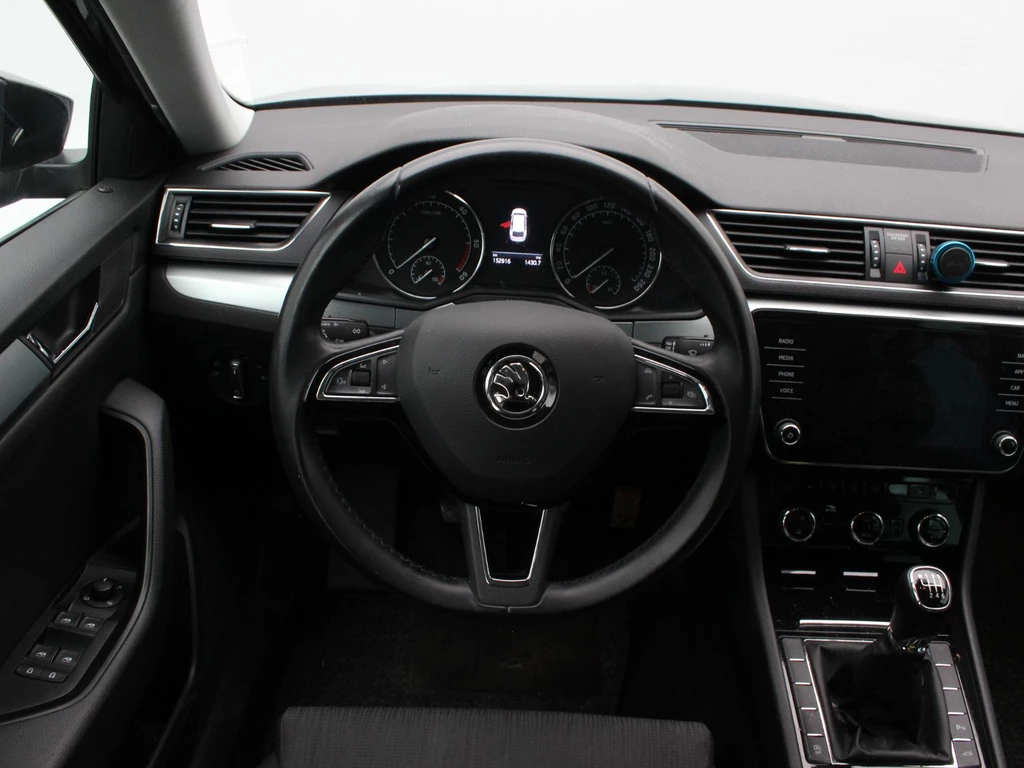 Škoda Superb – foto 9