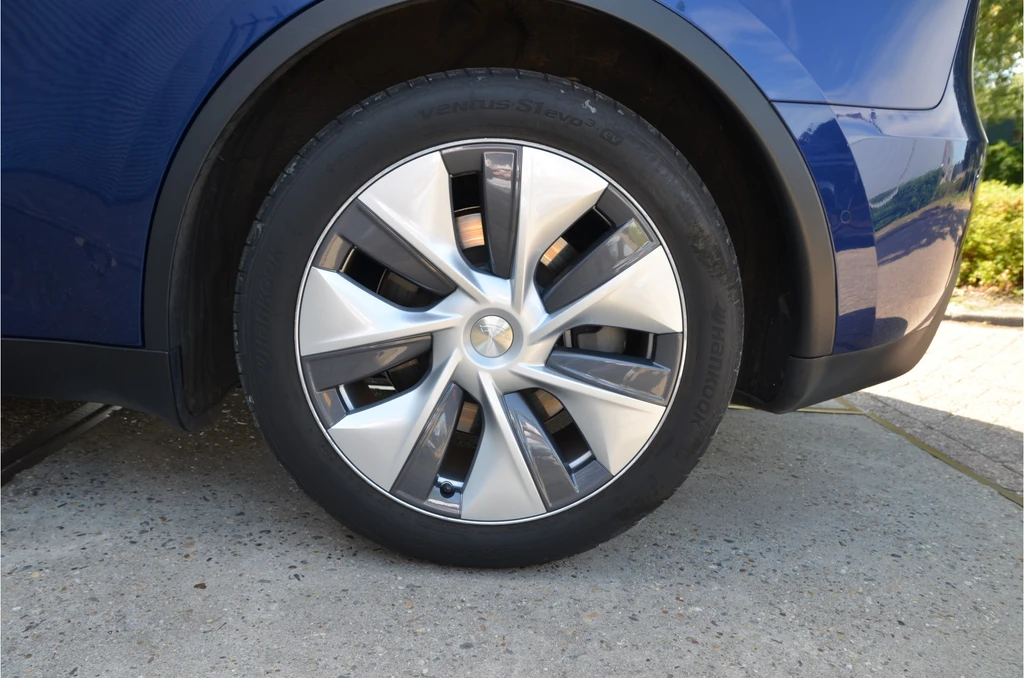 Tesla Model Y – foto 37