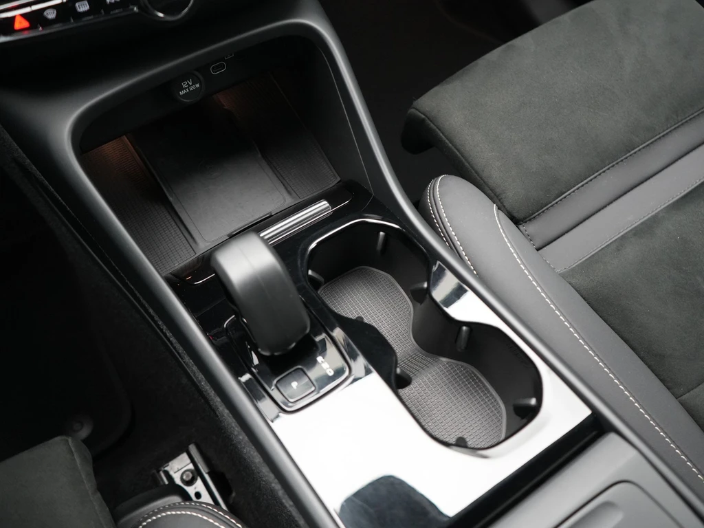 Volvo XC40 – foto 31