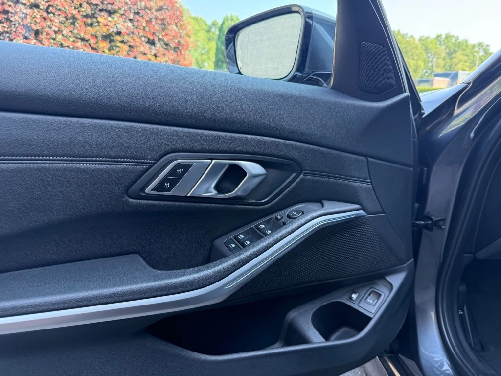 BMW 3 Serie – foto 16