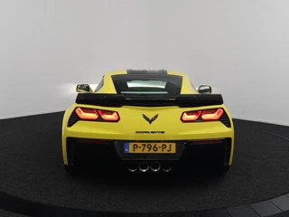 Chevrolet Corvette – thumbnail 8