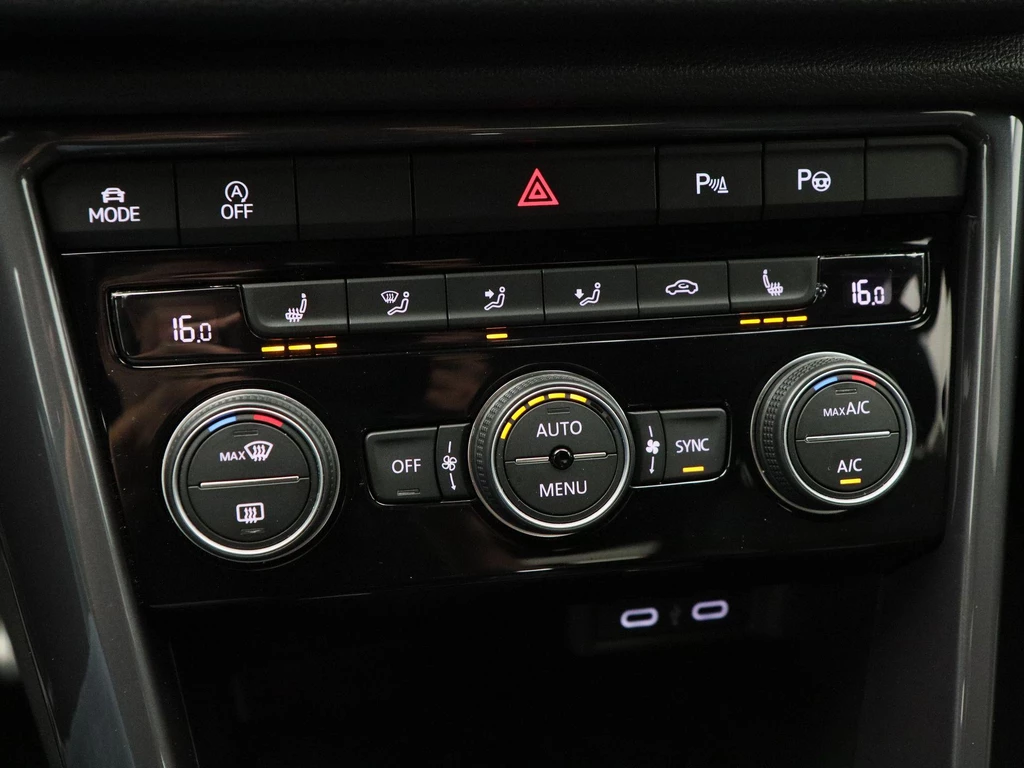 Volkswagen T-Roc – foto 32