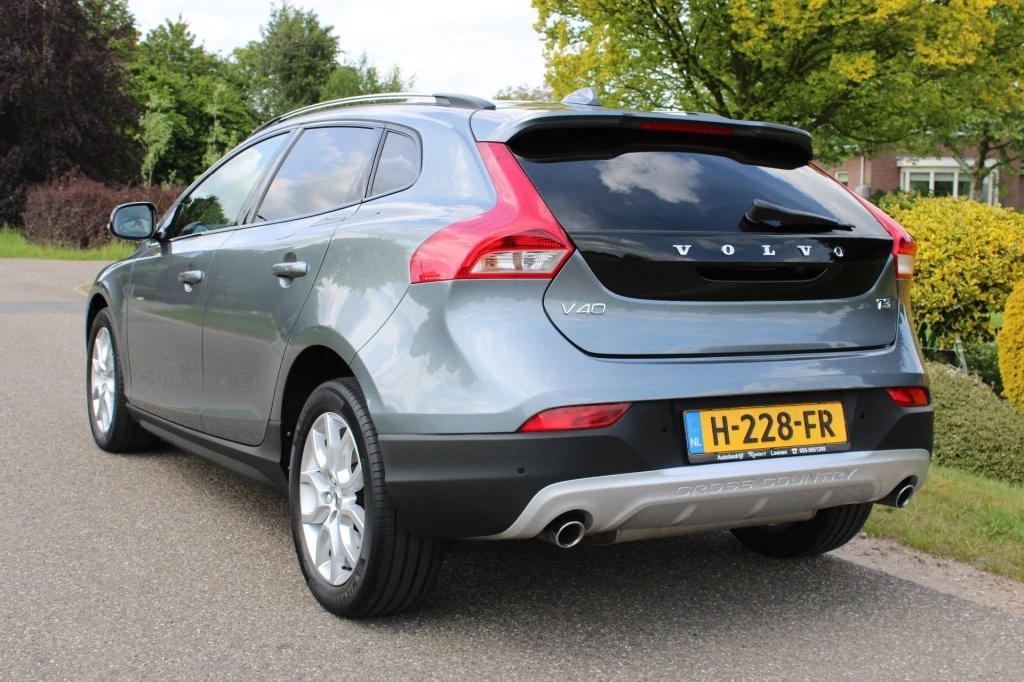 Volvo V40 – foto 2