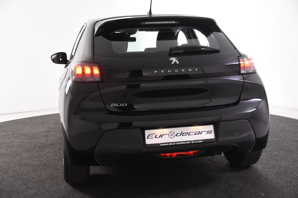 Peugeot 208 – foto 10