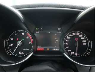 Alfa Romeo Giulia – thumbnail 59
