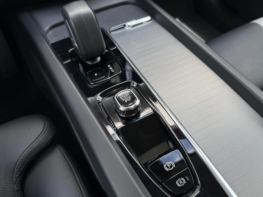 Volvo XC60 – foto 19