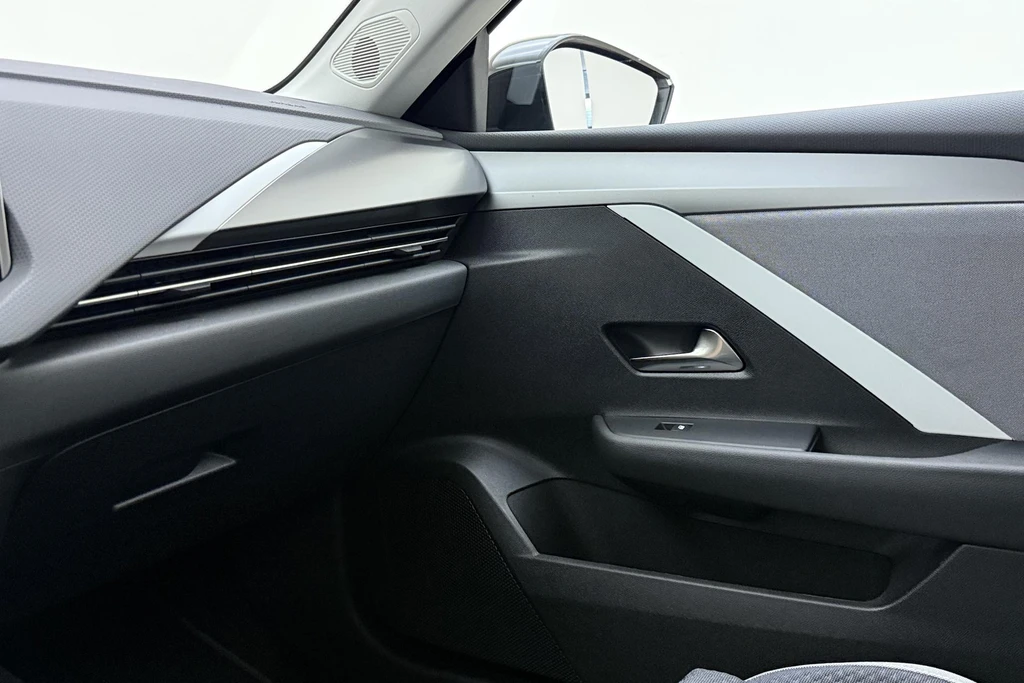 Opel Astra – foto 26