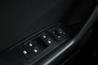 Volkswagen T-Roc – thumbnail 8