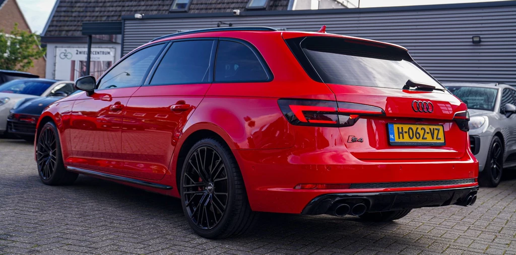 Audi S4 – foto 5