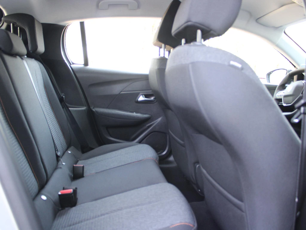 Peugeot 208 – foto 10