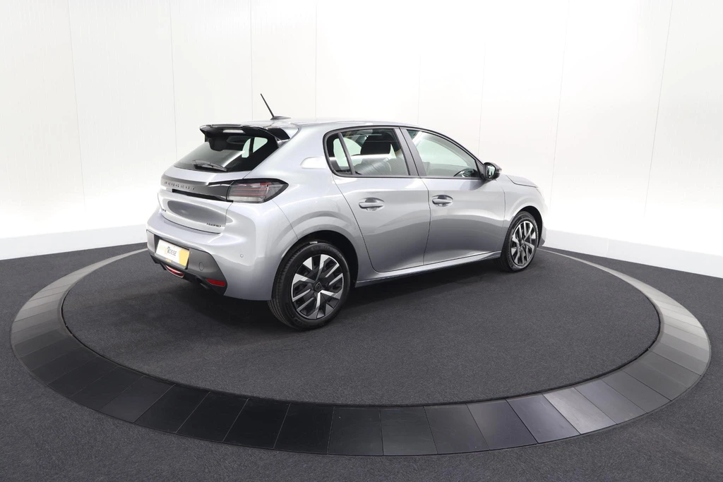 Peugeot 208 – foto 8