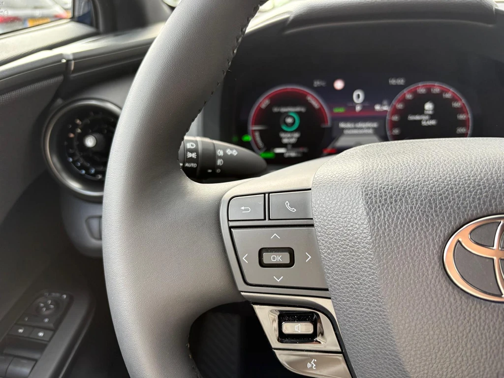 Toyota C-HR – foto 16