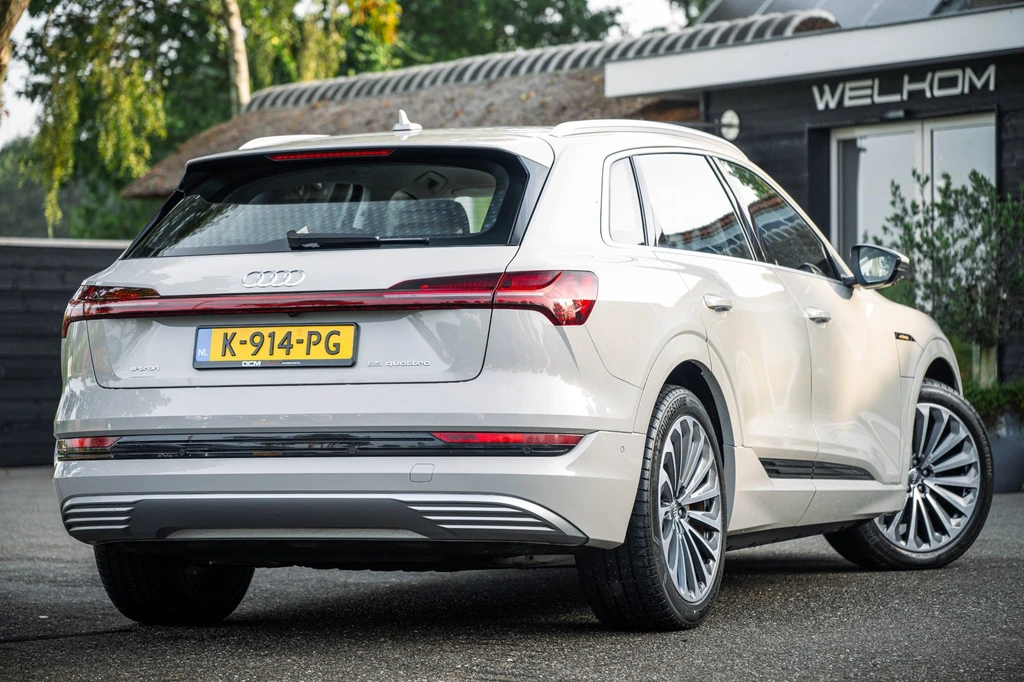 Audi e-tron – foto 7