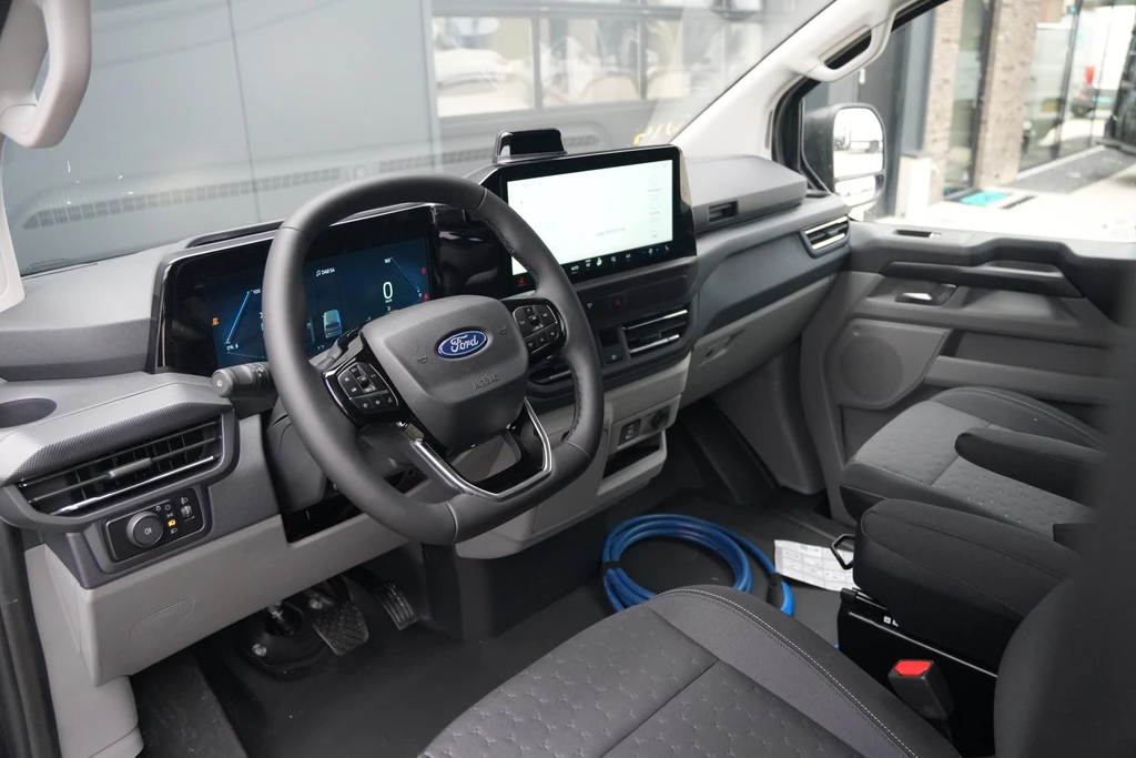 Ford E-Transit Custom – foto 15