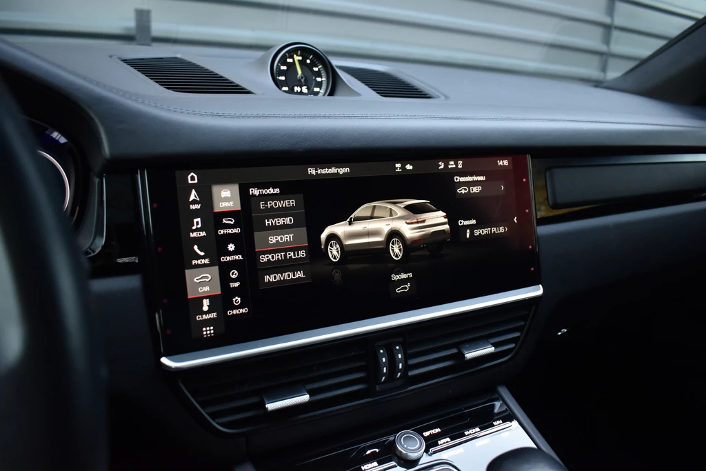 Porsche Cayenne – foto 21
