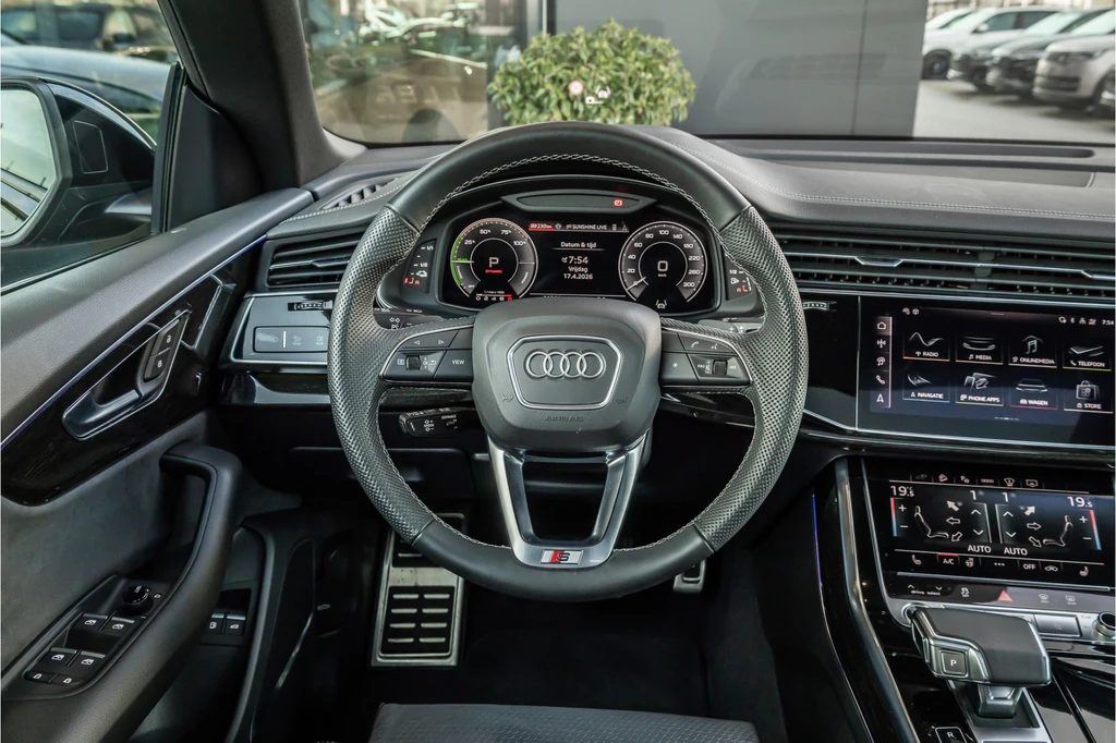 Audi Q8 – foto 14