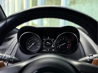 Jaguar F-TYPE – thumbnail 42
